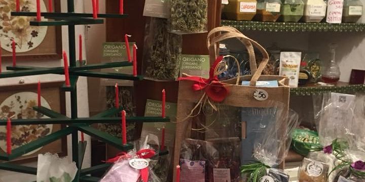 Confezioni Natalizie Regali Confezioni Natalizie Regali tisane spezie erbe prodotti naturali per il benessere personale
